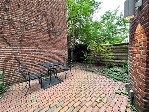 Photo of 108 Gainsborough St #4W, Boston, MA 02115 (MLS # 73539239)