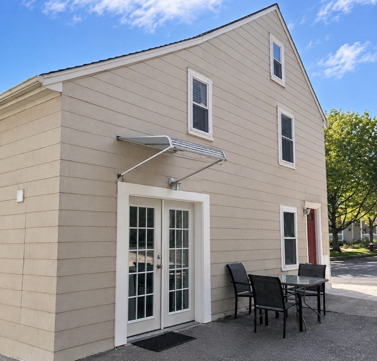 57 Pleasant St B, Watertown MA 02472