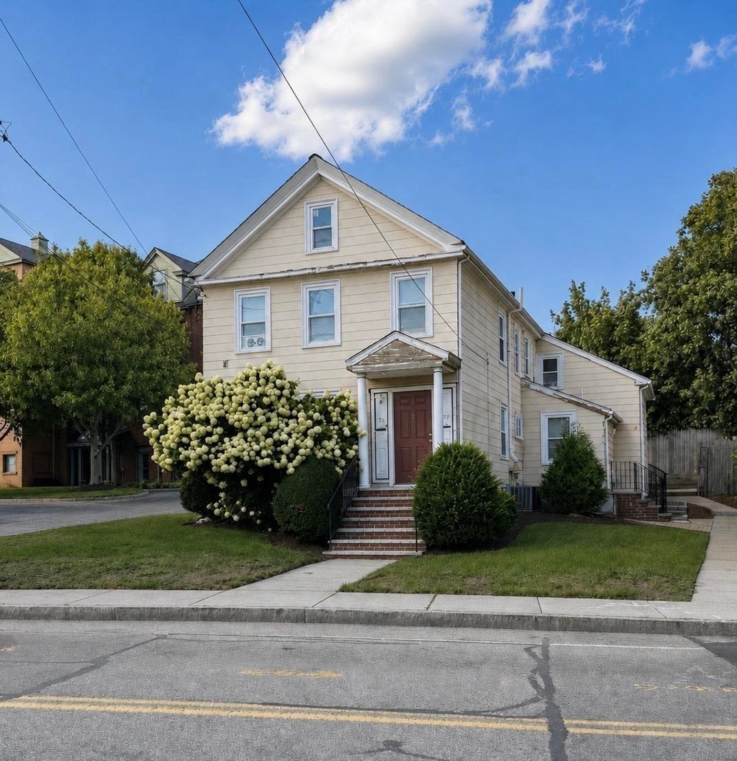 57 Pleasant St