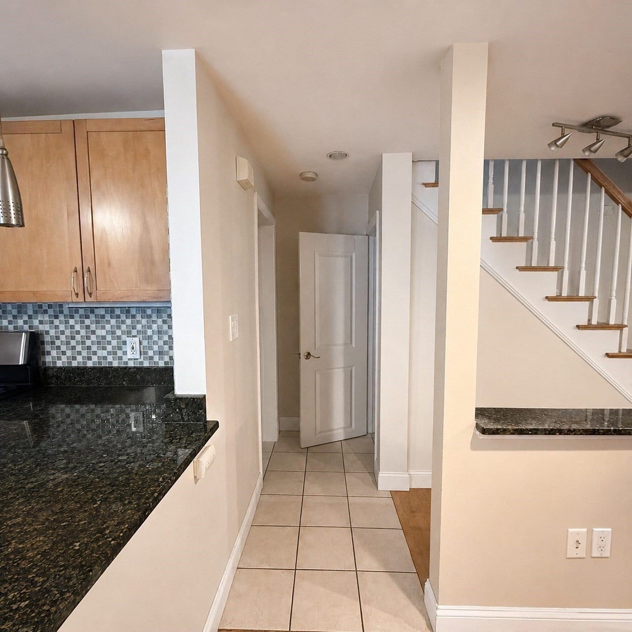 57 Pleasant St #B, Watertown, MA Photo #7