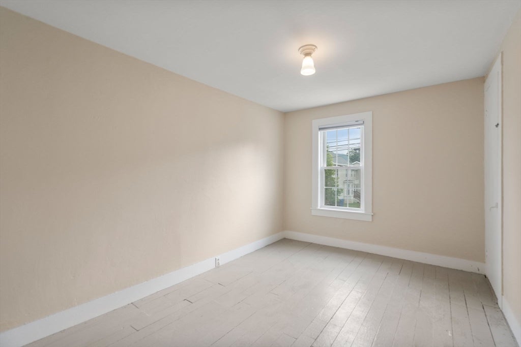 23-25 High St, Easthampton, MA Photo #18