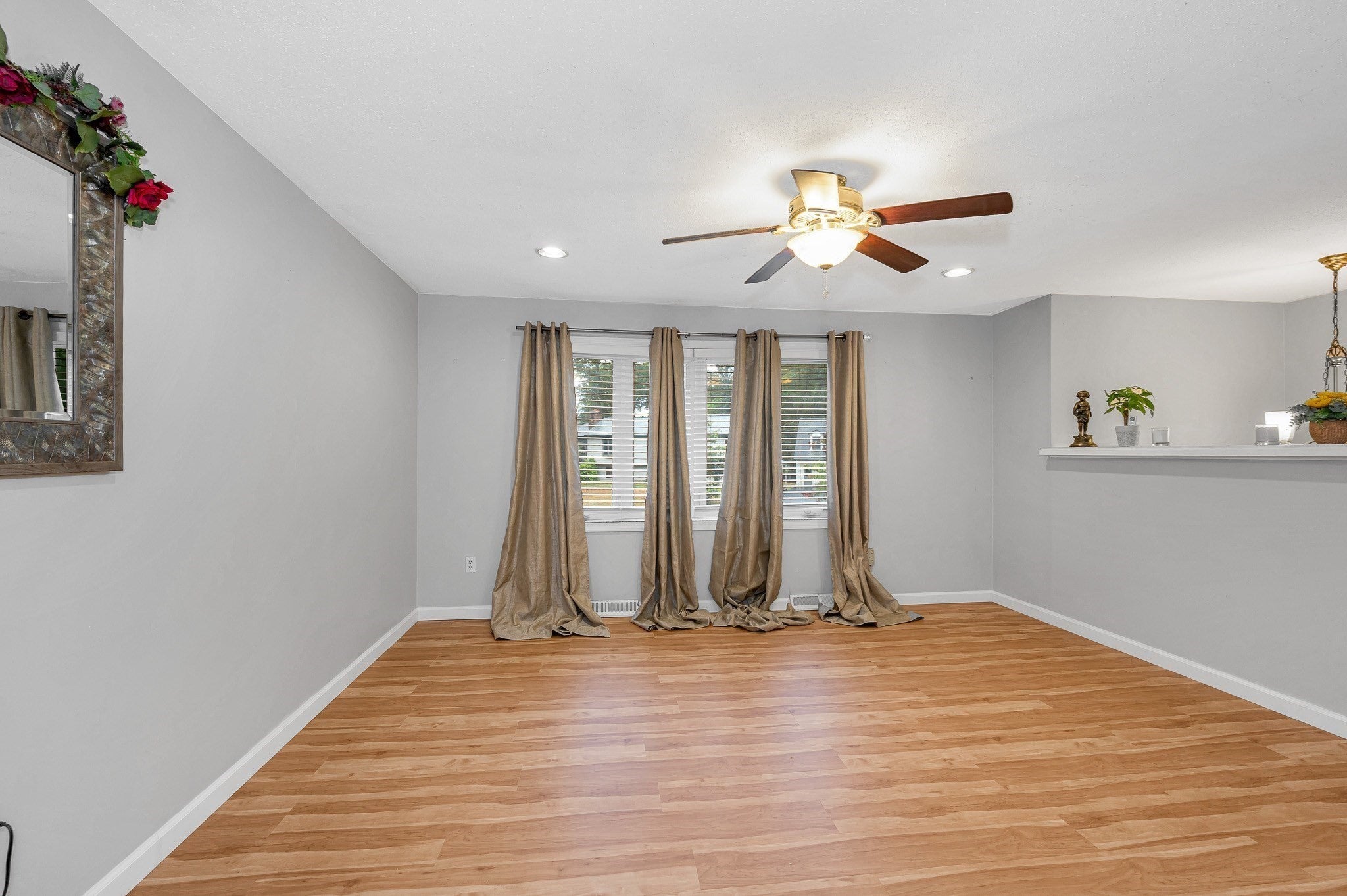 100 Village Dr