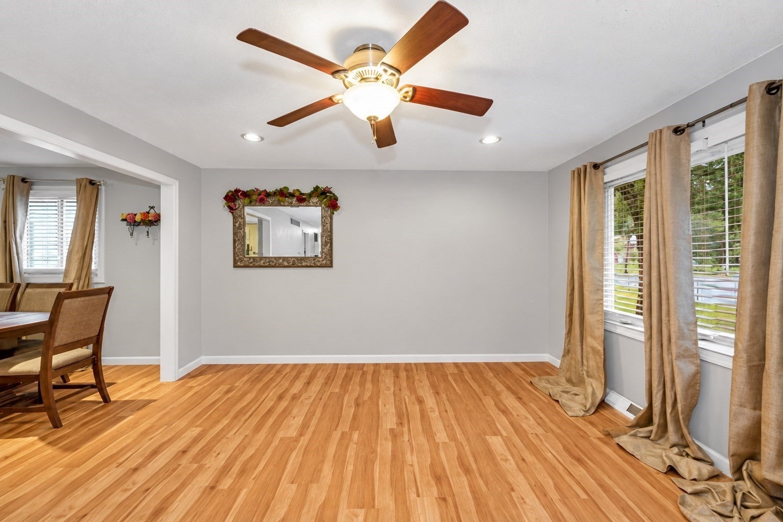 100 Village Dr