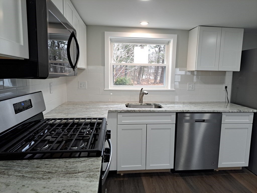 21 High Street #A, Medway, MA Photo #6