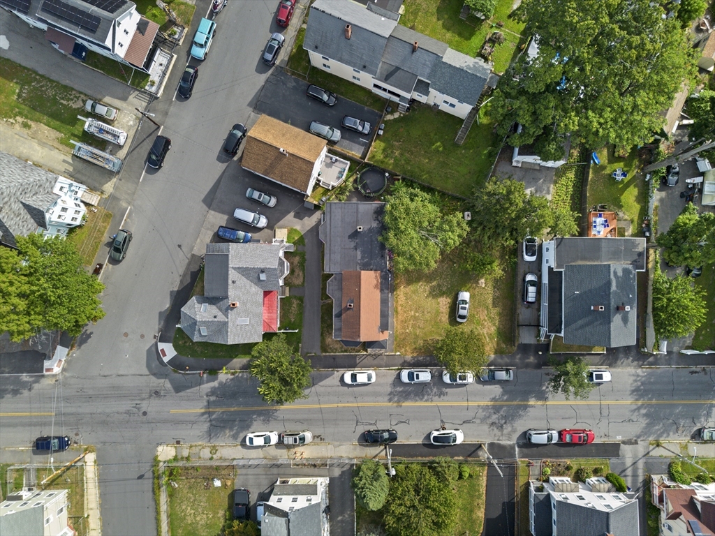 37 Cedar St
