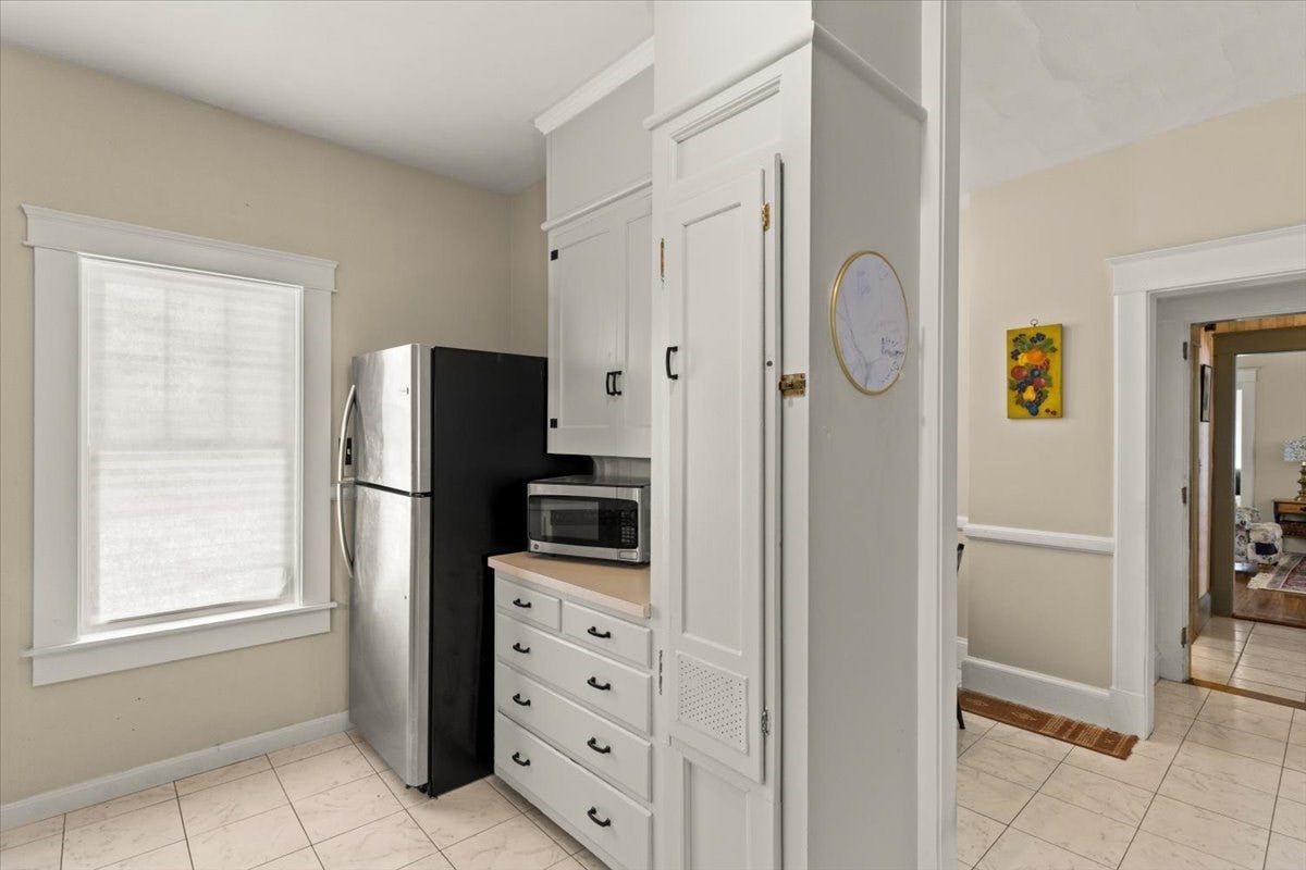 53 Ashland St, Taunton, MA Photo #6