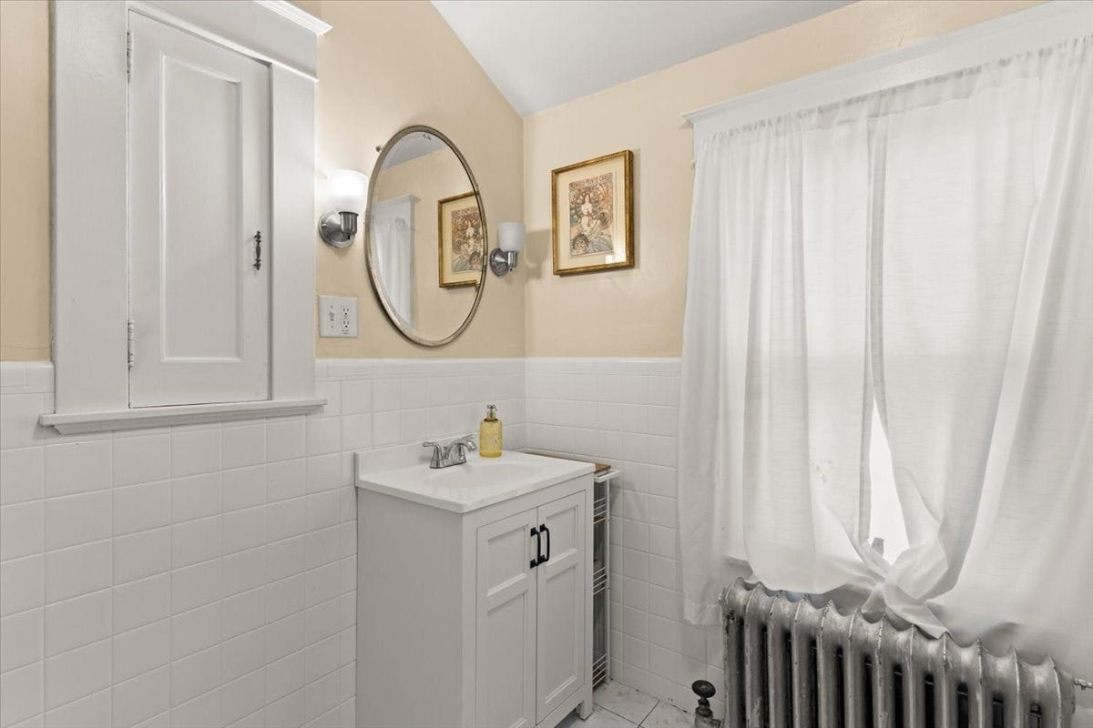 53 Ashland St, Taunton, MA Photo #26
