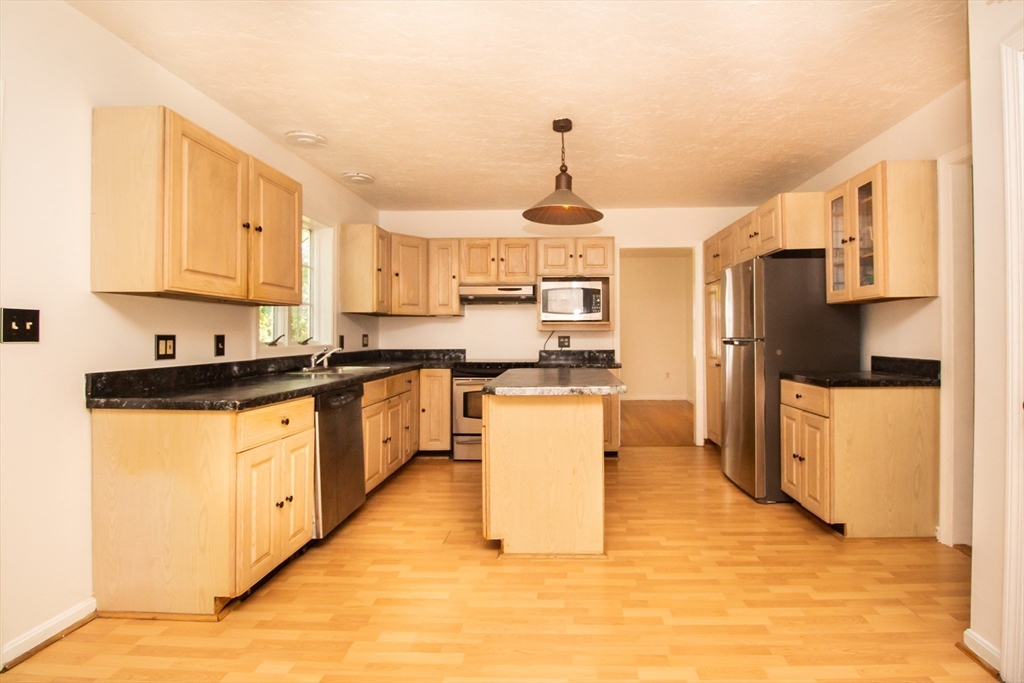 12 Tattan Farm Rd
