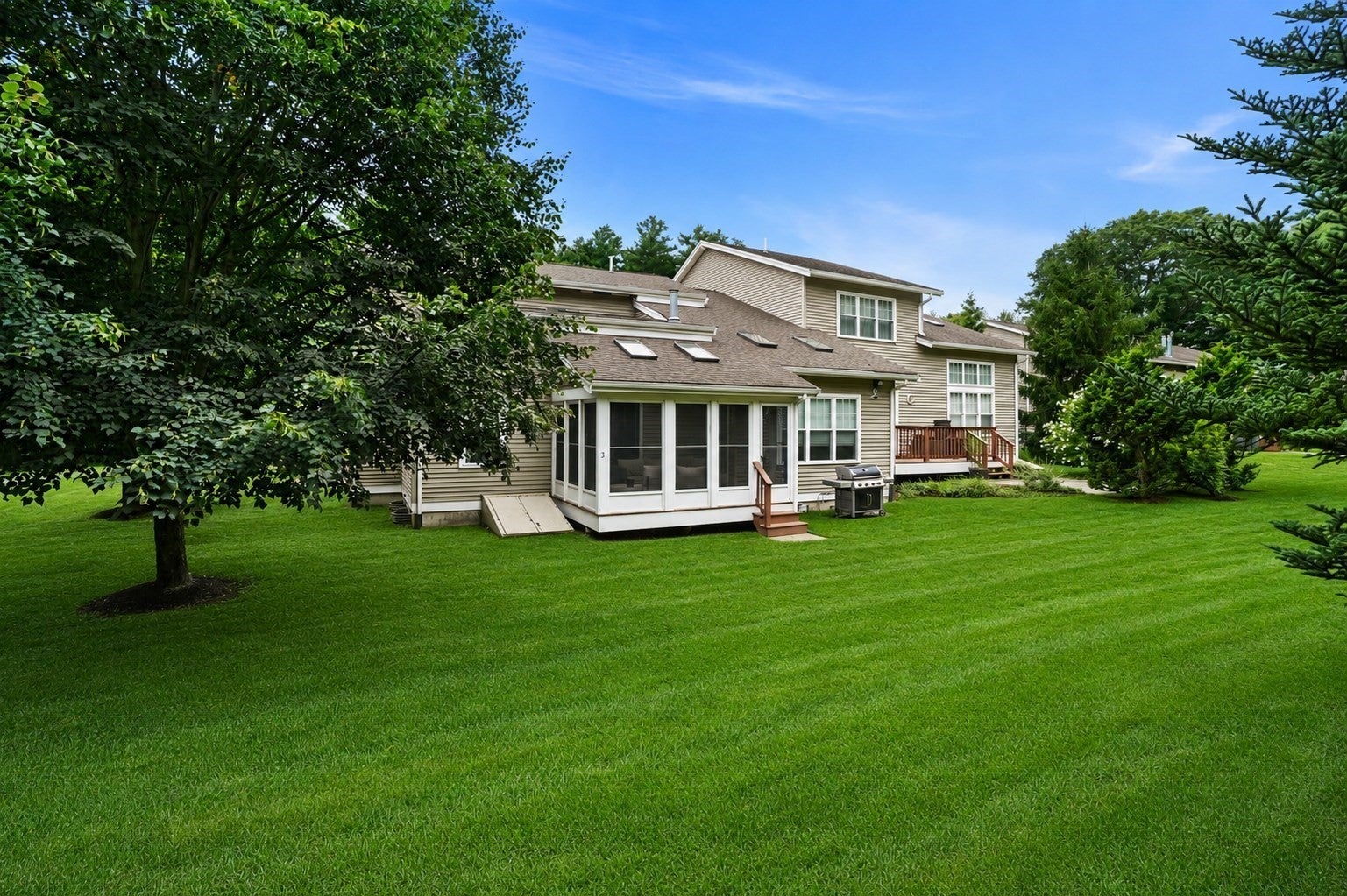 3 Walden Way #3, Milford, MA Photo #5