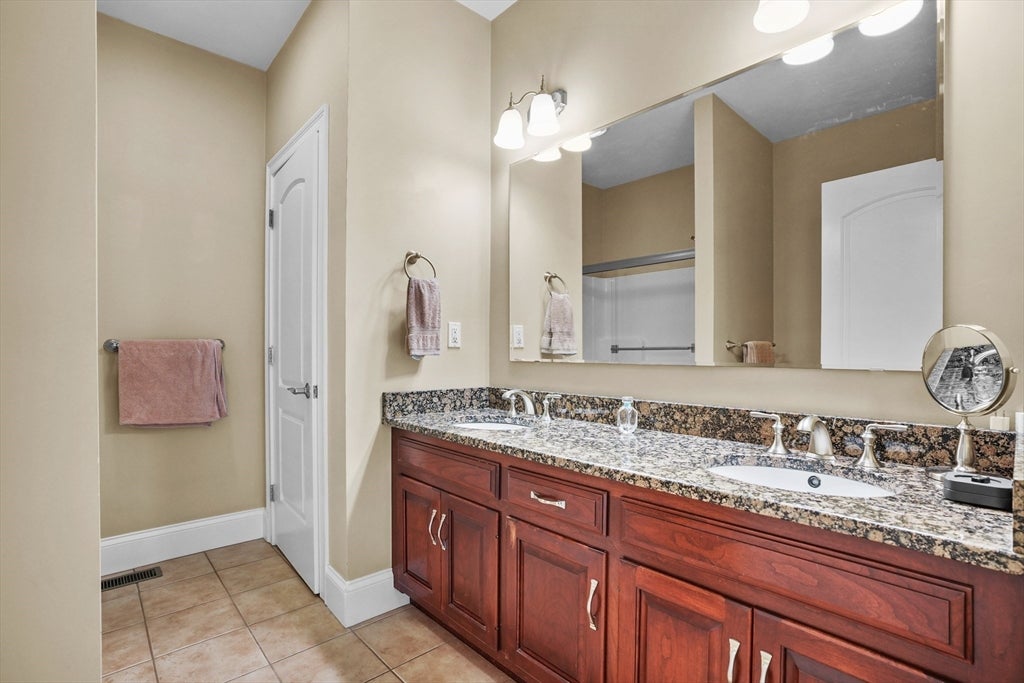 3 Walden Way #3, Milford, MA, 3 Walden Way #3, Milford, MA Photo #16