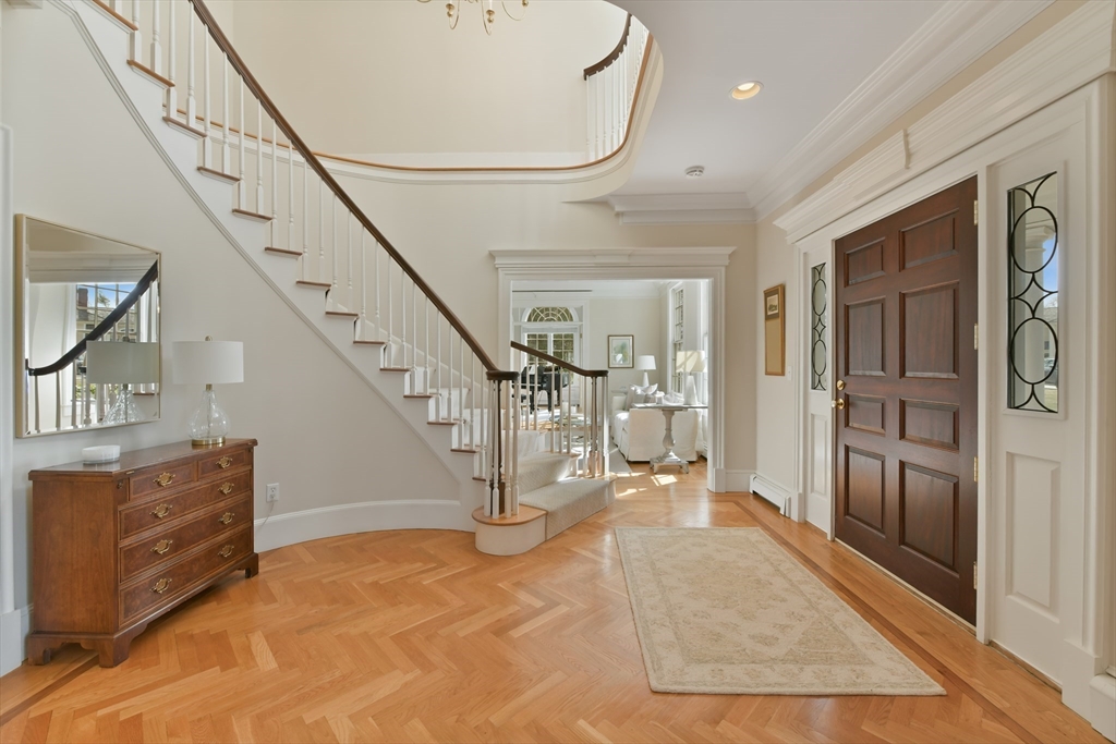11 Olmsted Dr