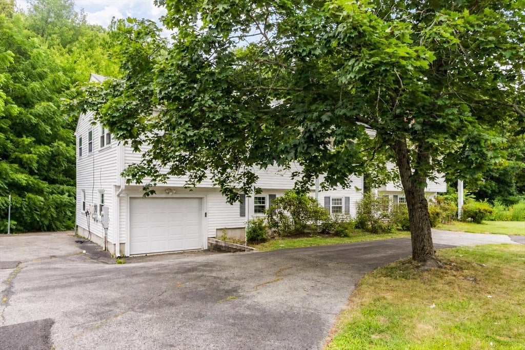 14 Olde Berry Road