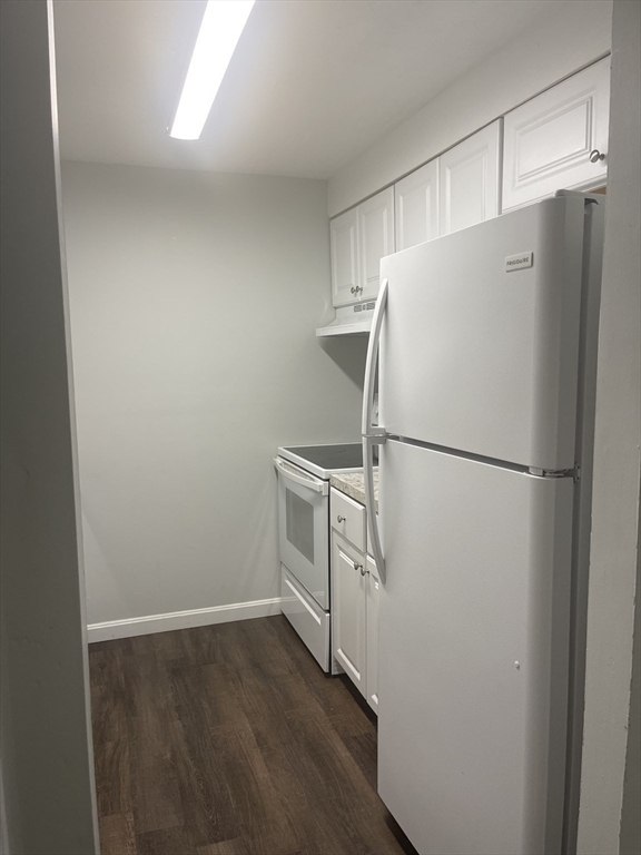 180 Main St 2208