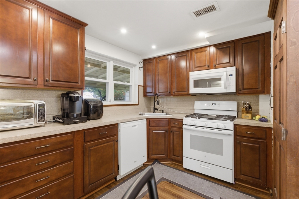91 Gerald Ave
