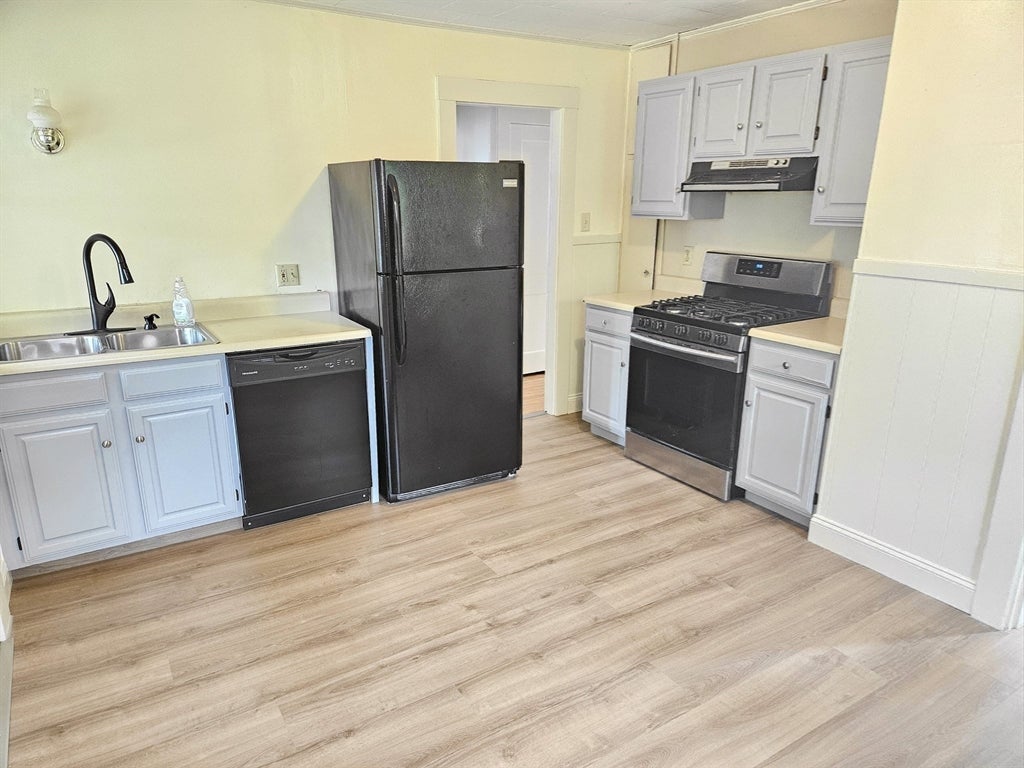 19 Rowe St #., Newton, MA, 19 Rowe St #., Newton, MA Photo #16