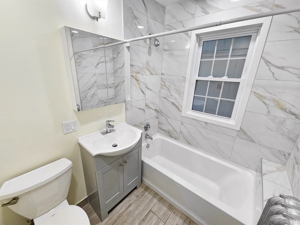 19 Rowe St #., Newton, MA, 19 Rowe St #., Newton, MA Photo #15