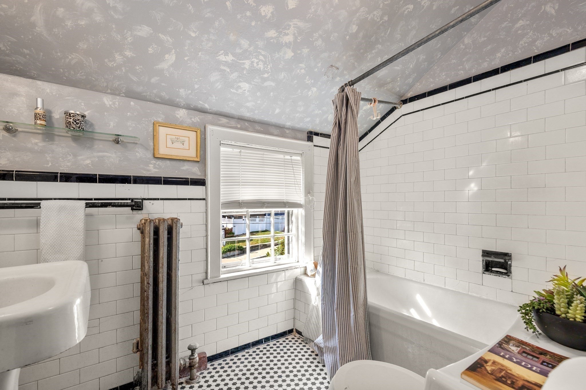 19 Deforest St, Boston, MA, 19 Deforest St, Boston, MA Photo #15