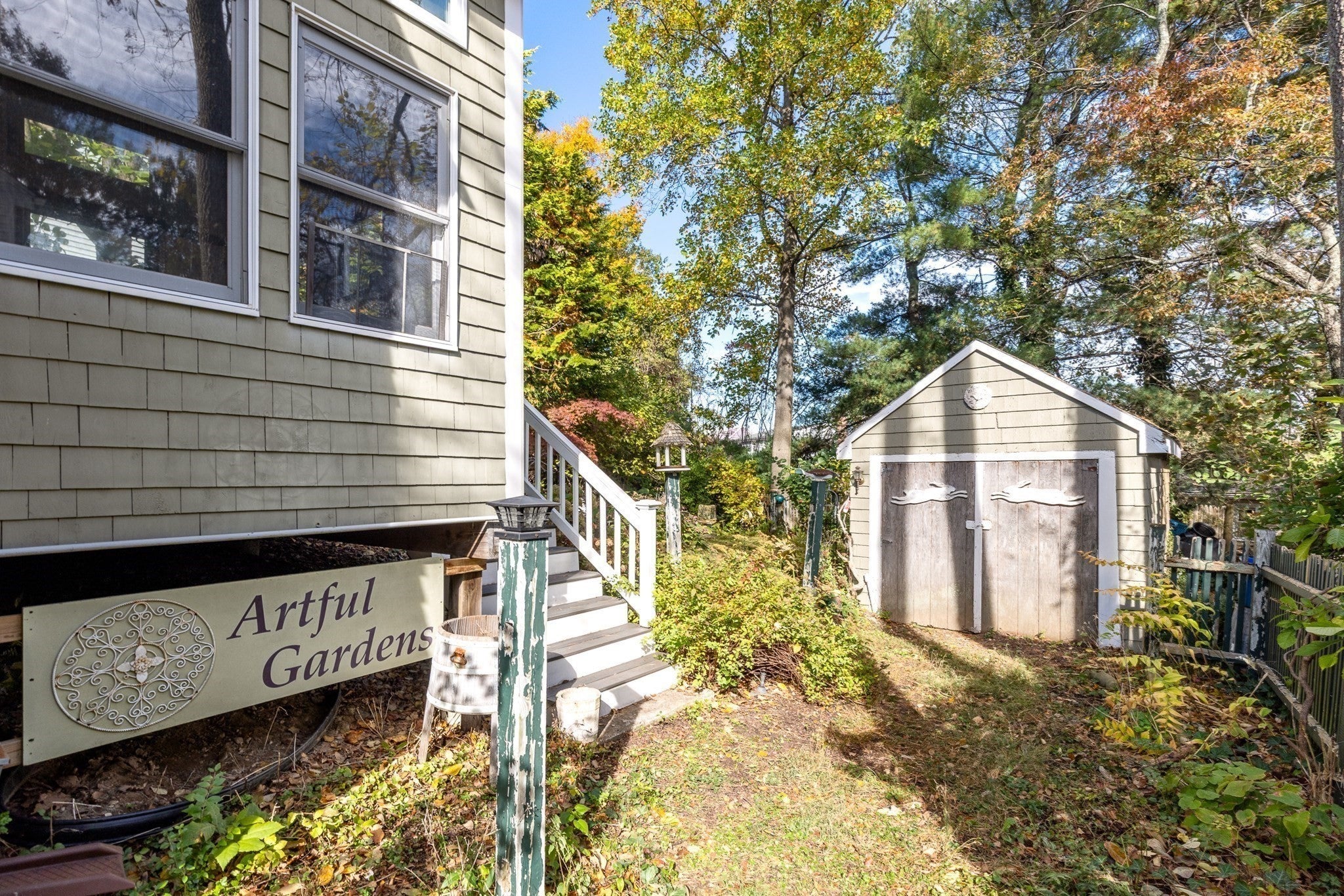 19 Deforest St