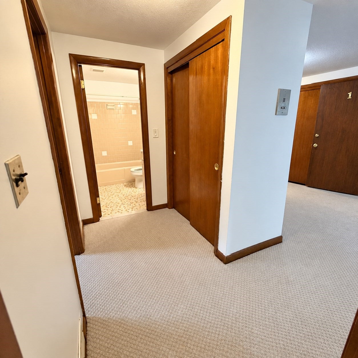 676 Farm Rd #1, Marlborough, MA, 676 Farm Rd #1, Marlborough, MA Photo #4
