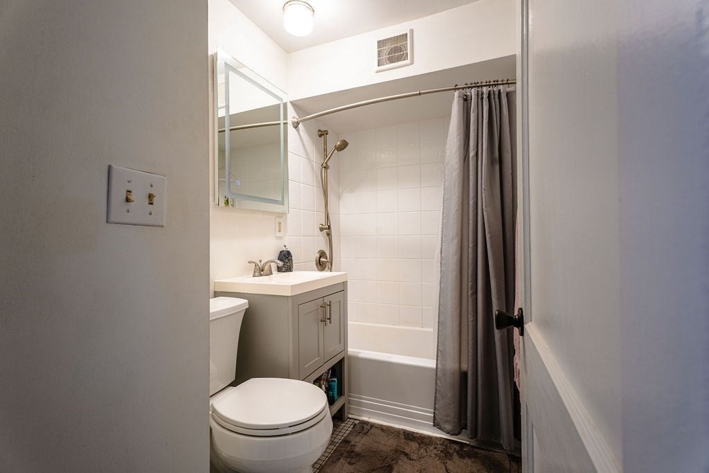 201 Stoughton St, Stoughton, MA Photo #12