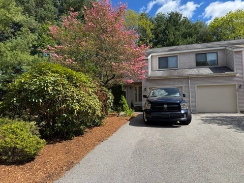 Photo of 32 Samuel Dr #32, Grafton, MA 01536 (MLS # 73530321)