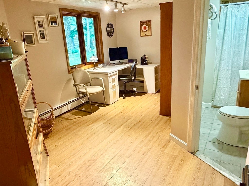 11 Cove Dr, Sturbridge, MA Photo #30