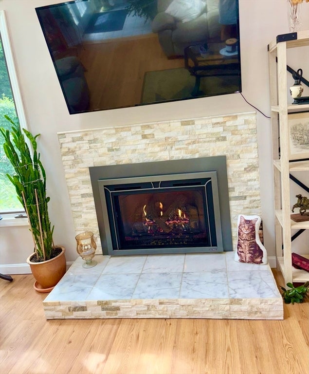 11 Cove Dr, Sturbridge, MA Photo #8