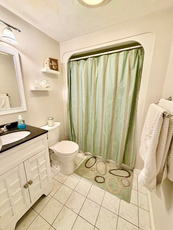 11 Cove Dr, Sturbridge, MA Photo #27