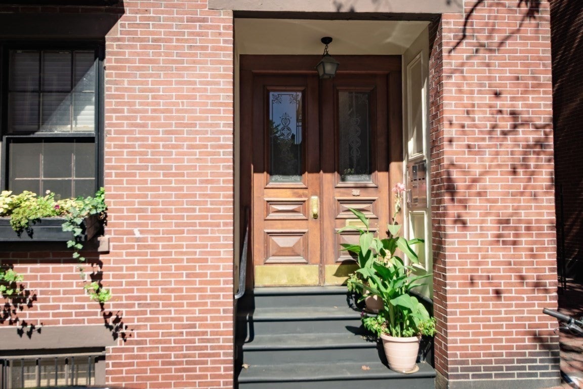 87 Revere St #3, Boston, MA, 87 Revere St #3, Boston, MA Photo #17