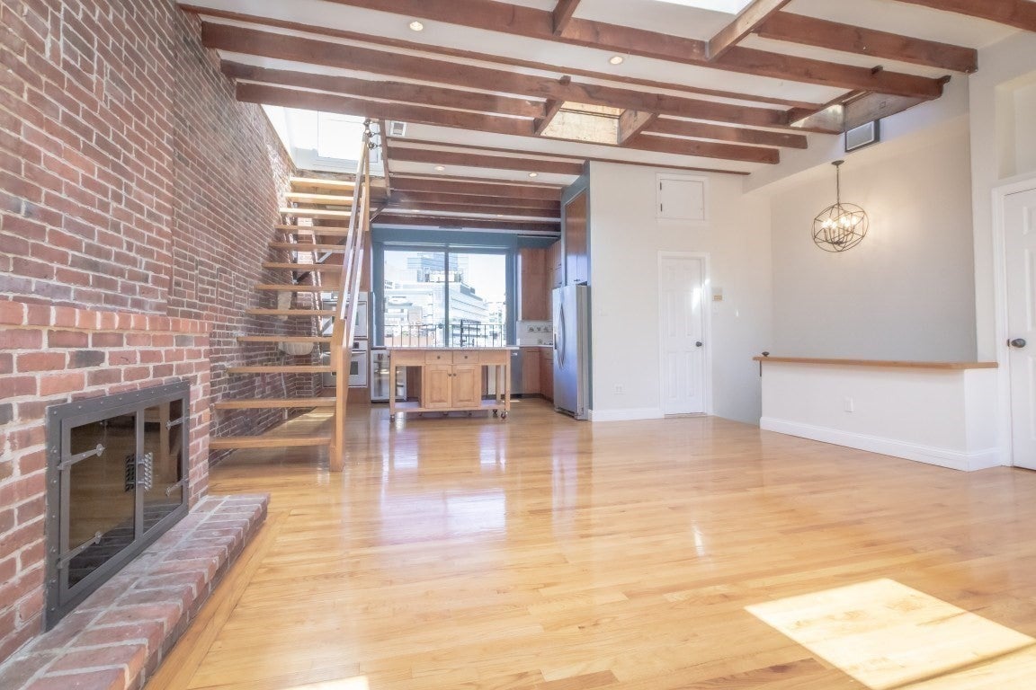 87 Revere St #3, Boston, MA, 87 Revere St #3, Boston, MA Photo #6
