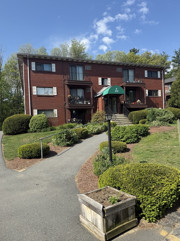 310 Codman Hill Rd 34D