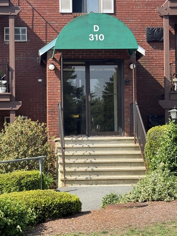 310 Codman Hill Rd 34D