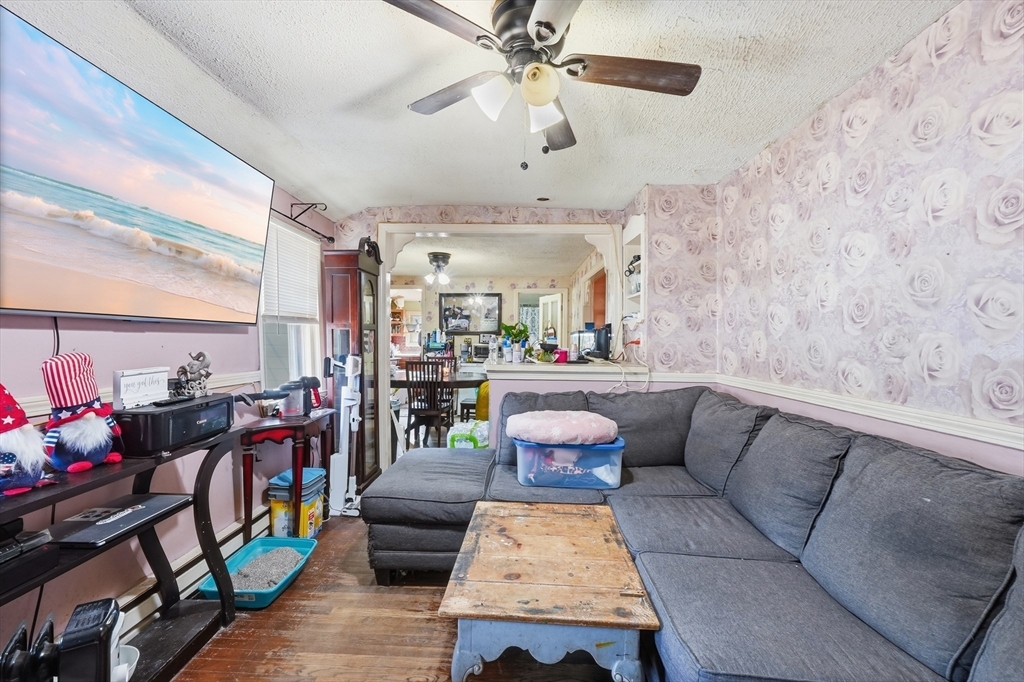 22 Wildwood Rd