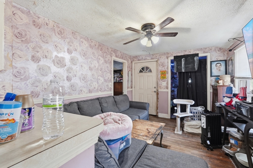 22 Wildwood Rd