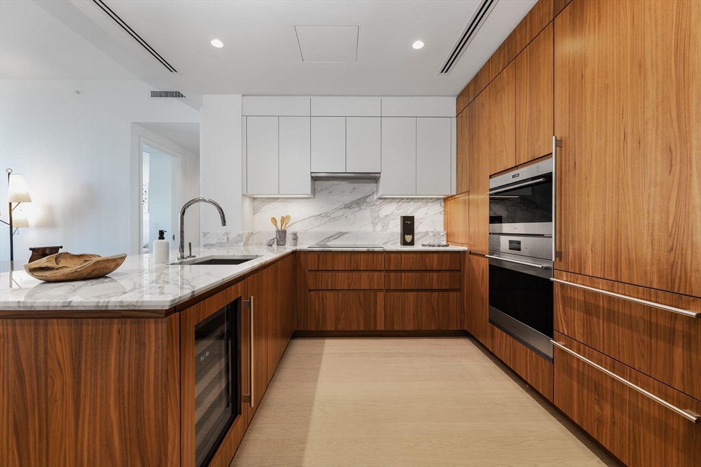 682 Atlantic Ave 40L