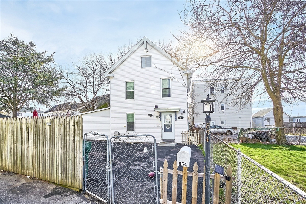 854 Central Street
