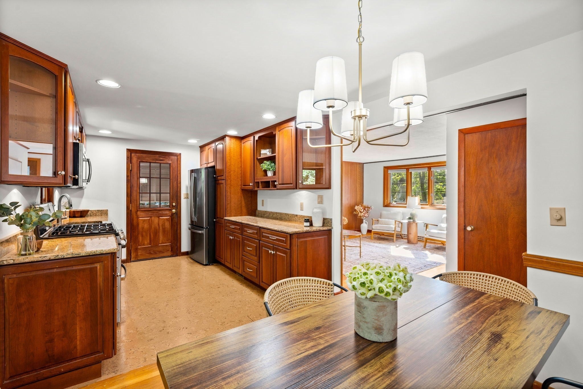 56 Skilton Ln, Burlington, MA, 56 Skilton Ln, Burlington, MA Photo #9