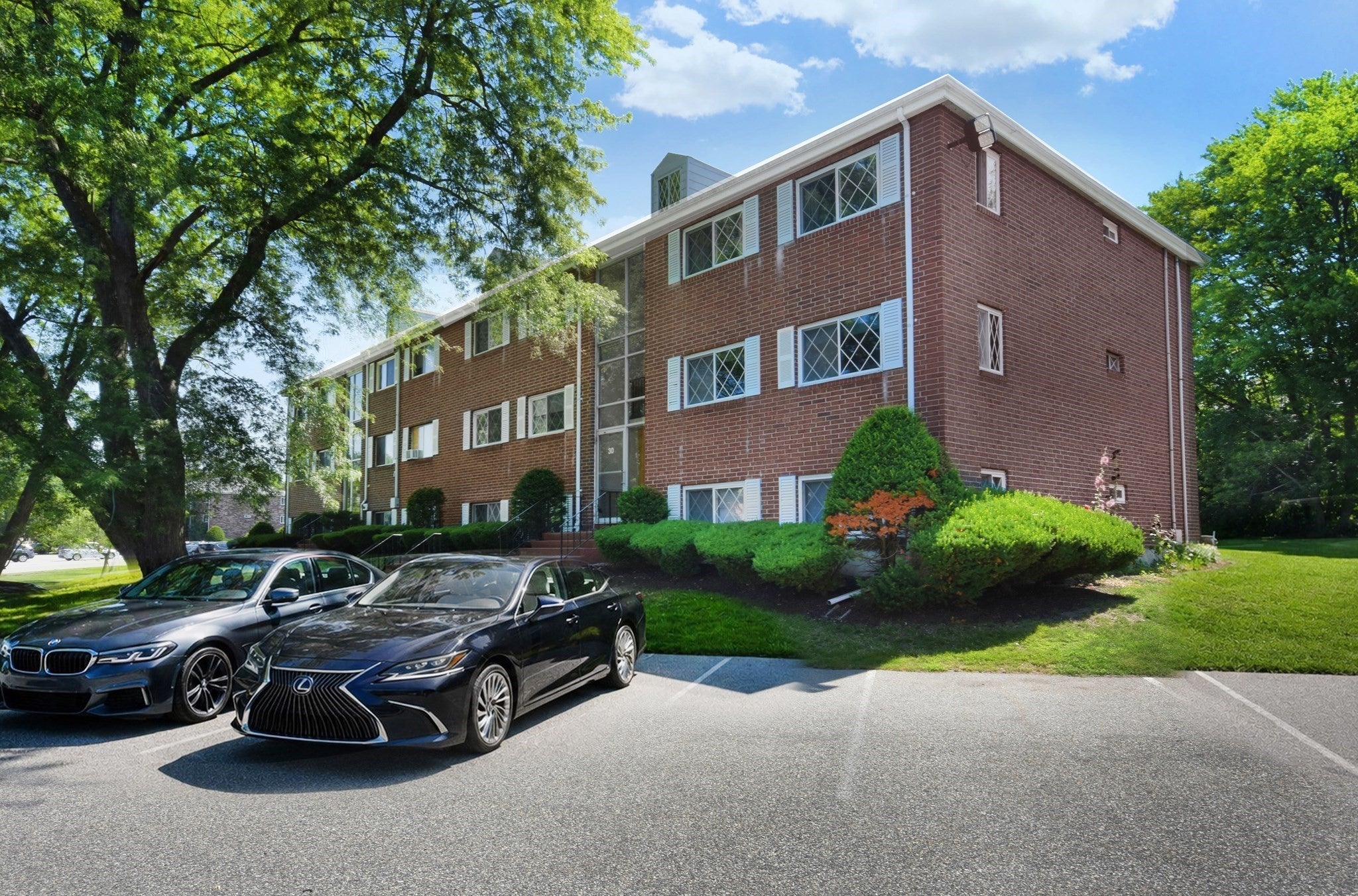 Photo of 30 Fernview Ave, North Andover, MA