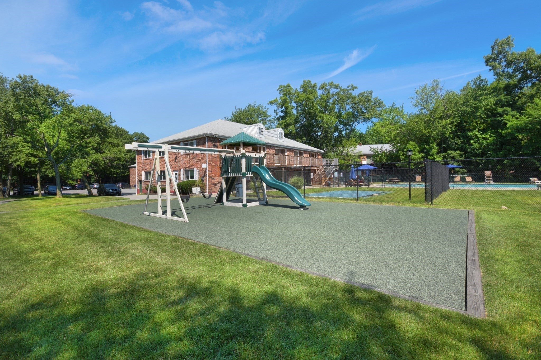 30 Fernview Ave #6, North Andover, MA Photo #28