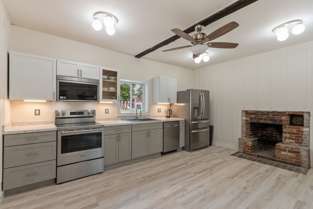 727 Andover ST, Lowell, MA, 727 Andover ST, Lowell, MA Photo #5