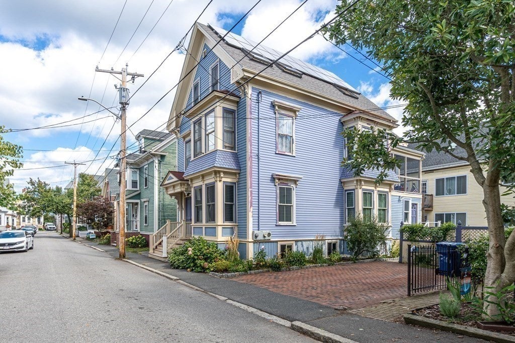 Photo of 30 Boardman St, Salem, MA