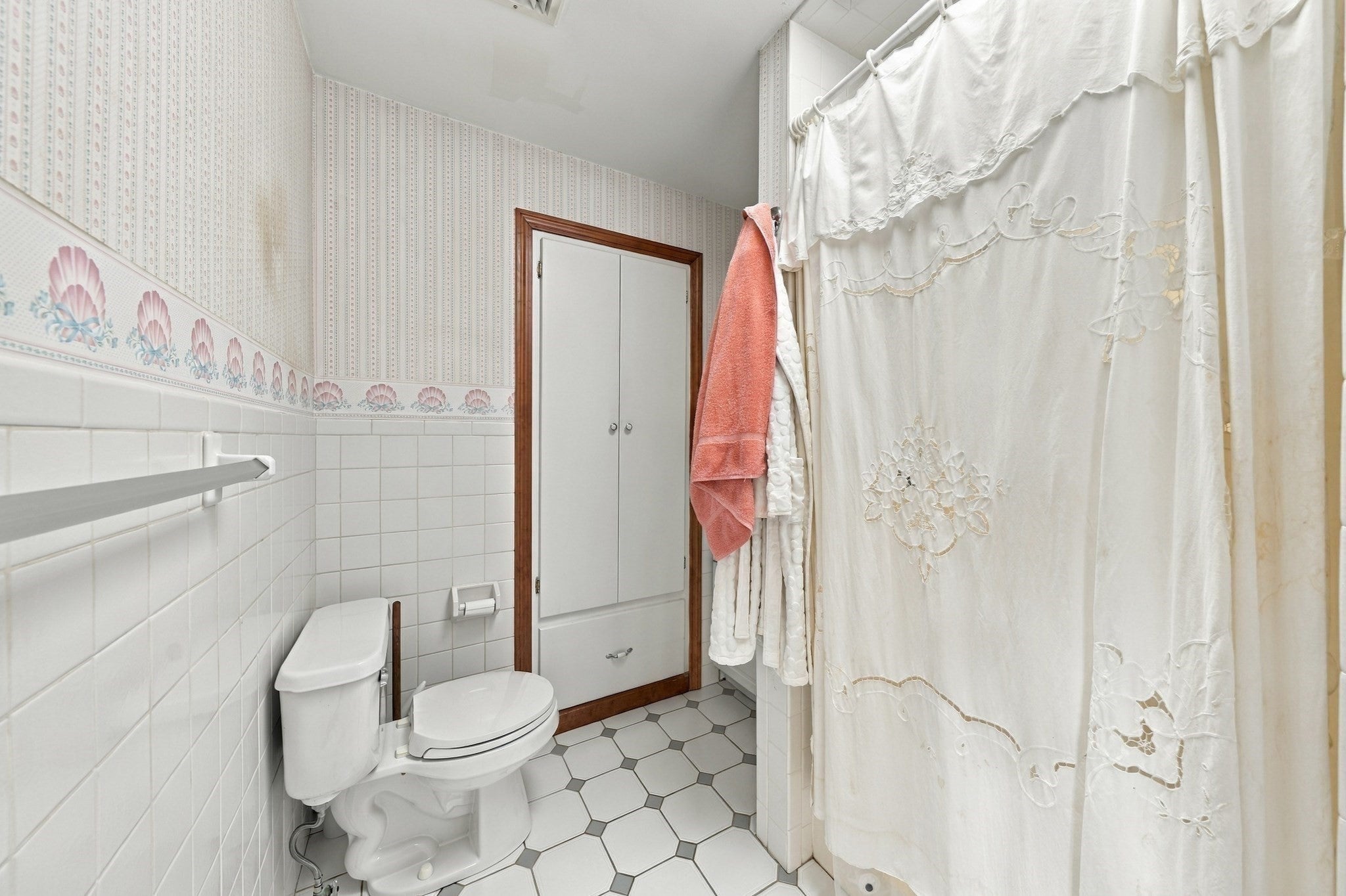 124 Felton St, New Bedford, MA, 124 Felton St, New Bedford, MA Photo #20