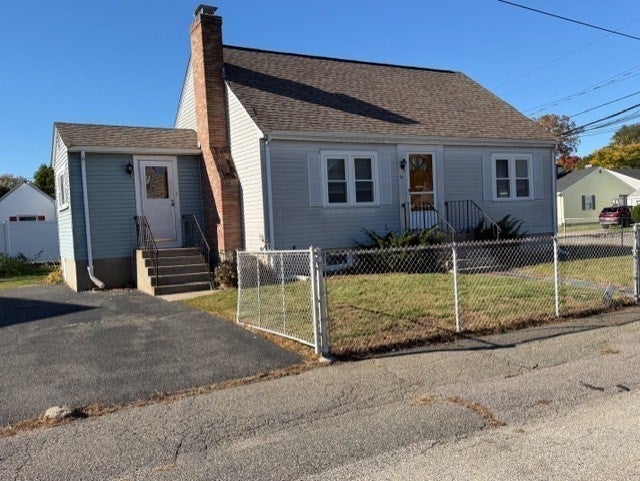 Photo of 54 Jensen Rd, Watertown, MA