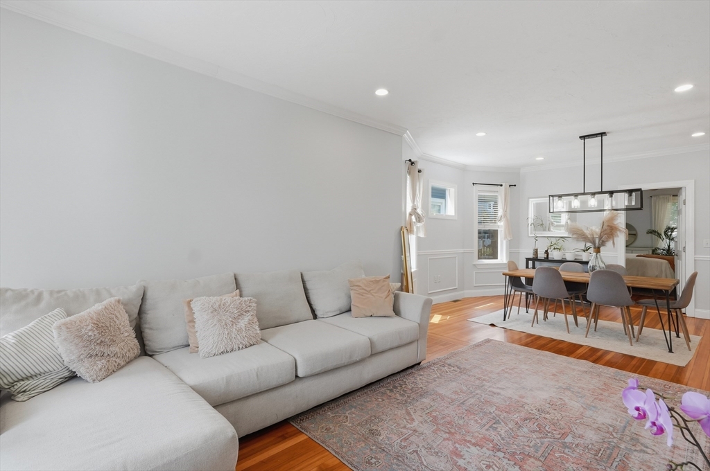 15 Juliette St 2