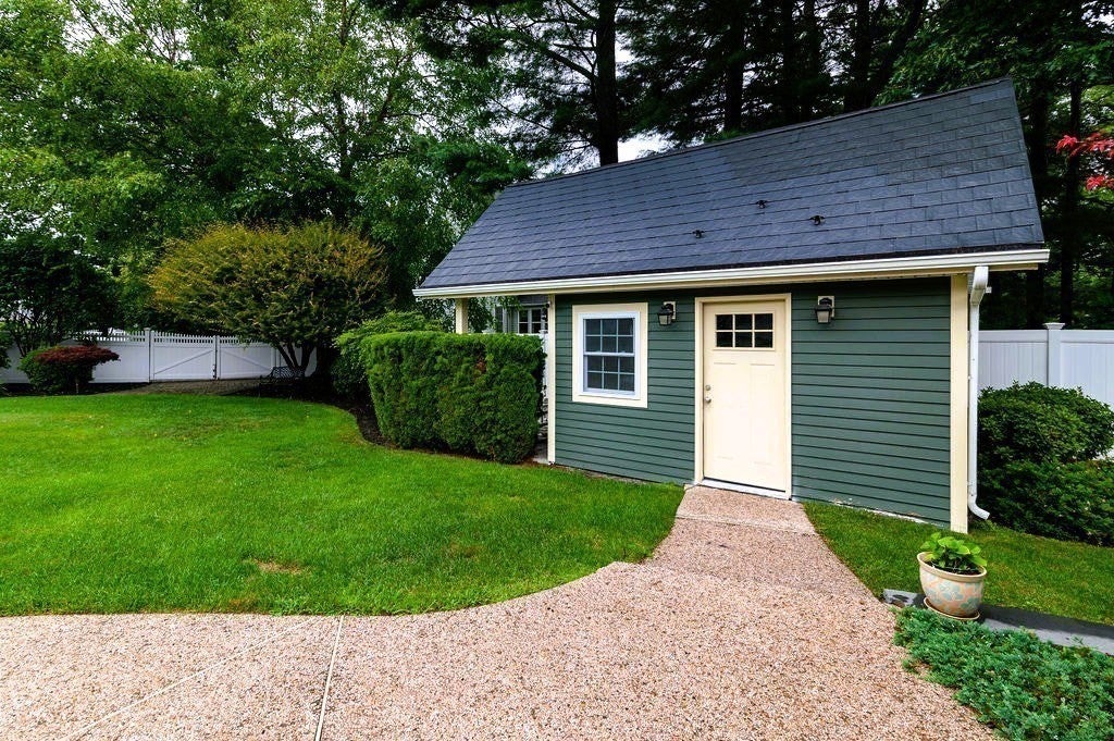 46 Hunt Dr, Stoughton, MA, 46 Hunt Dr, Stoughton, MA Photo #6