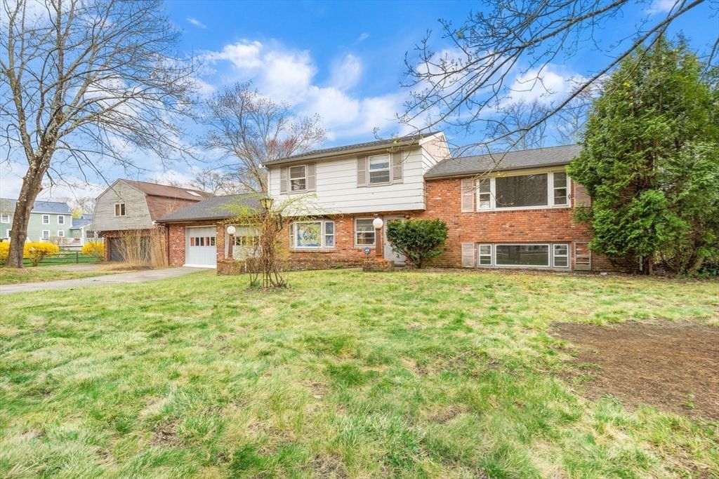 Photo of 371 Village St, Medway, MA 02053 (MLS # 73503332)