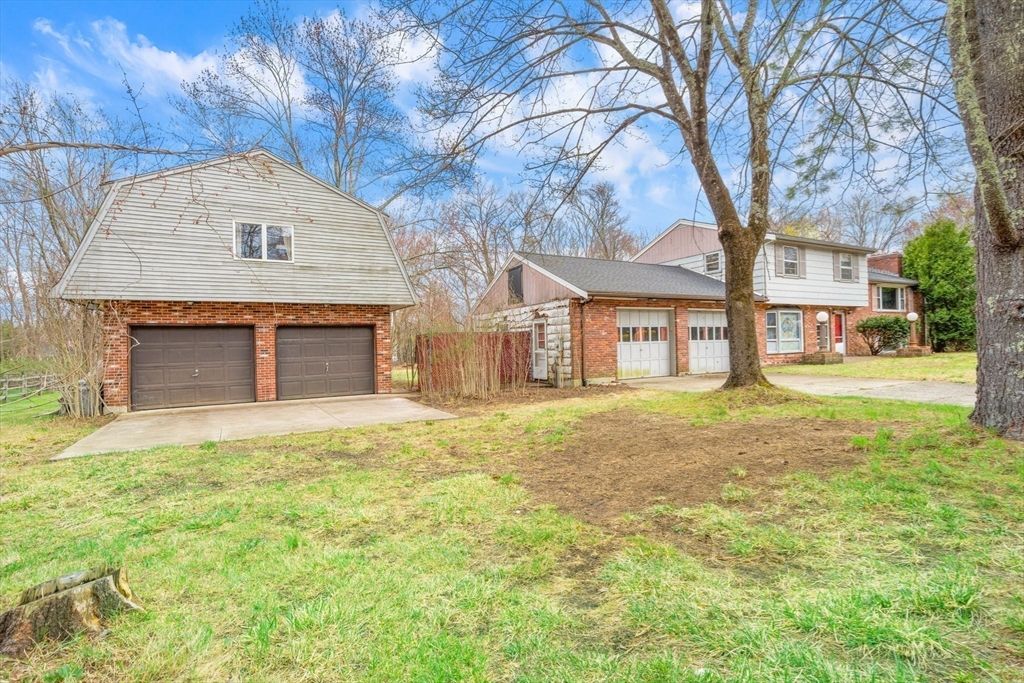 Photo of 371 Village St, Medway, MA 02053 (MLS # 73503332)