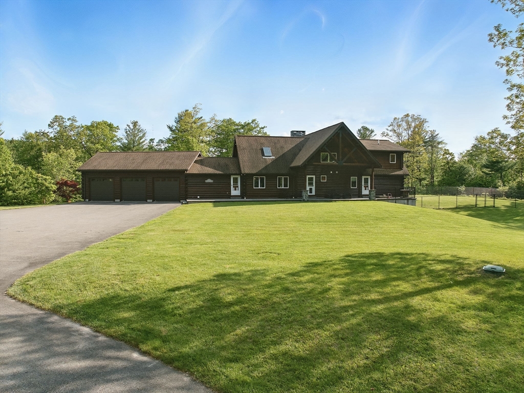 4 Paddock Road