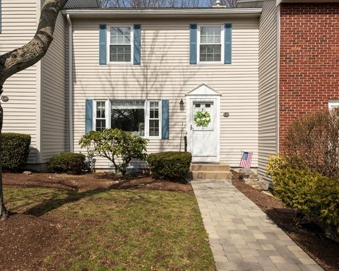 Photo of 632 Washington St #G5, Braintree, MA 02184 (MLS # 73492580)