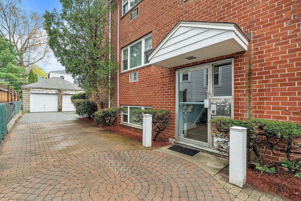 104 Trowbridge St #4, Cambridge, MA, 104 Trowbridge St #4, Cambridge, MA Photo #15